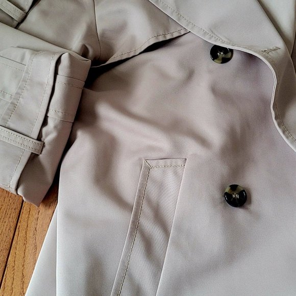 H and M trench coat size XS - Picture 7 of 7